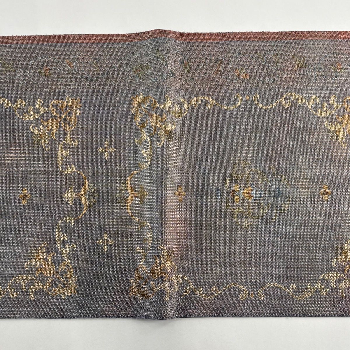 袋帯　渡文　金糸 袋帯 名品 渡文 落款 草花 花唐草 金糸 箔 灰紫 六通 正絹 【中古