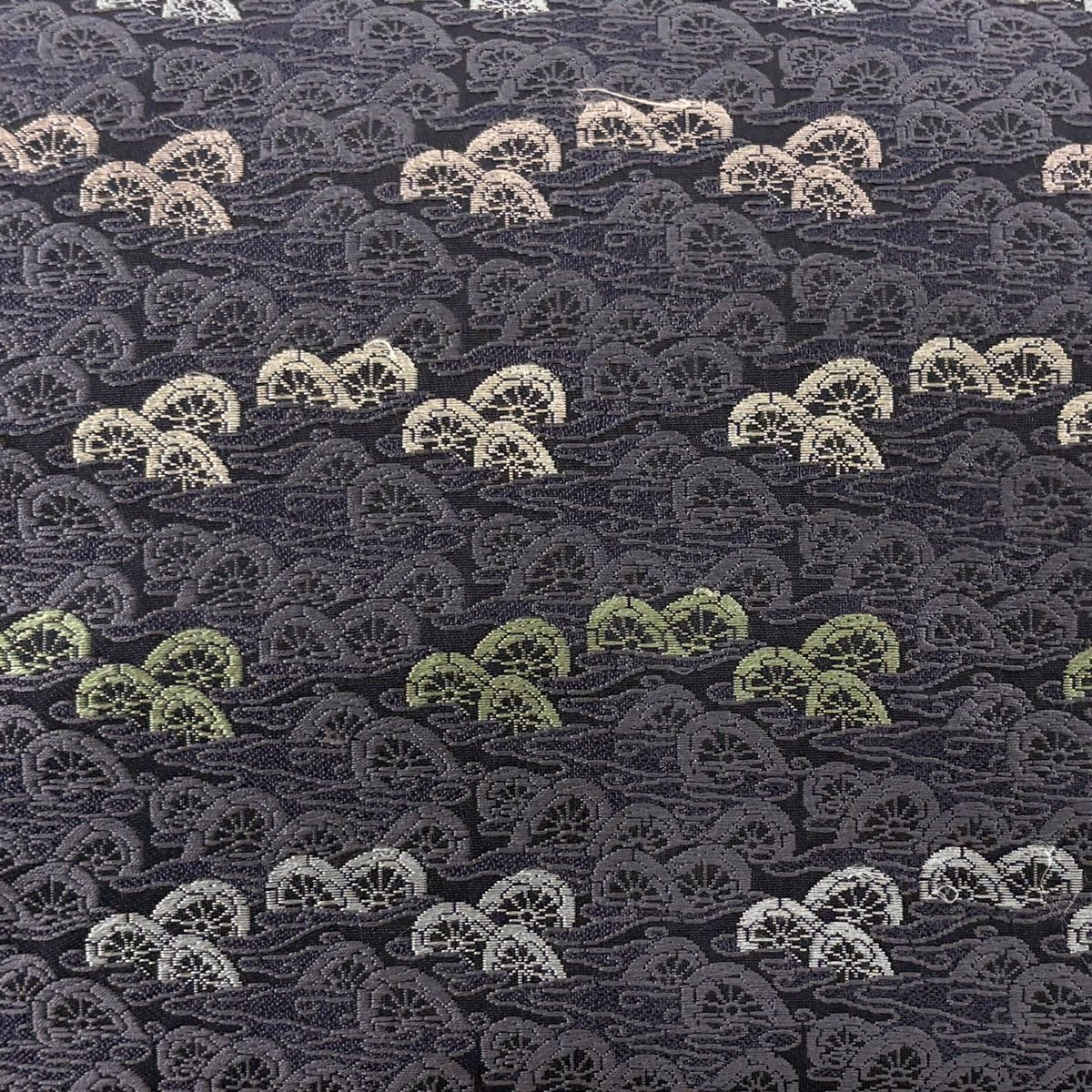 名古屋帯 片輪車 流水 刺繍 紺色 正絹