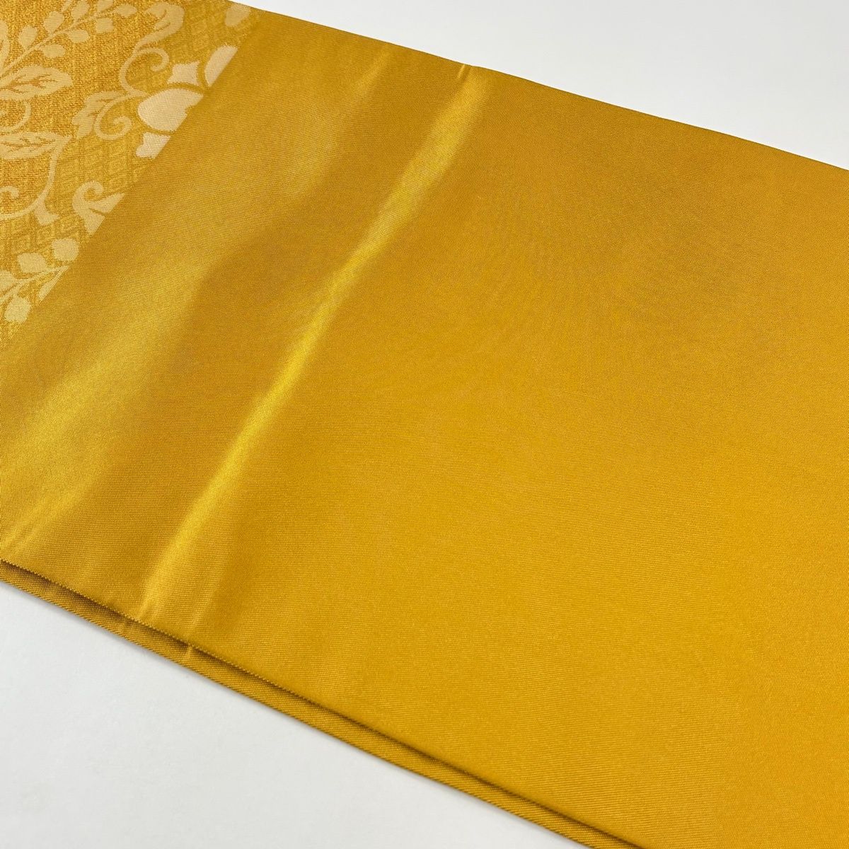 美品】 袋帯 秀品 花唐草 菱 金糸 山吹色 六通 正絹 【中古】 - メルカリ
