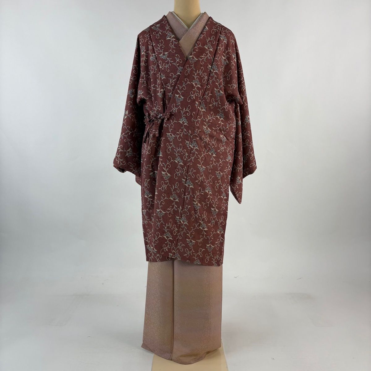道中着 身丈99 cm 裄丈66 M 和装コート 花唐草 赤茶 正絹 秀品