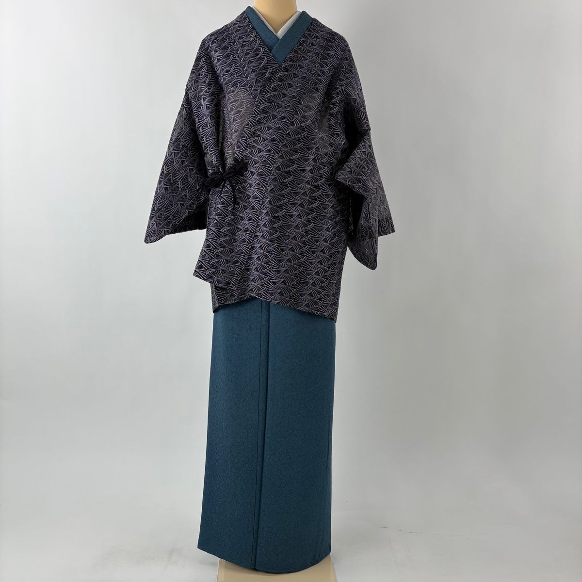 道中着 身丈80 cm 裄丈62.5 S 幾何学 紫 化繊 秀品