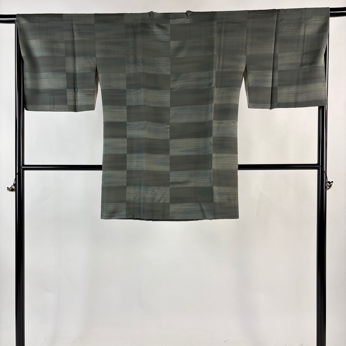 道行 身丈88.5 cm 裄丈66 M 和装コート 角衿 変わり市松 地紋 灰緑 正絹 秀品