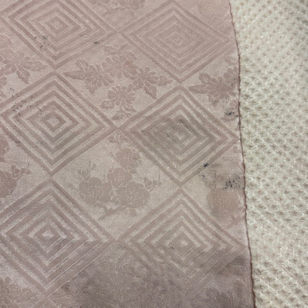  道行 身丈92 cm 裄丈66.5 M 和装コート 角衿 遠山 樹木 総絞り 薄ピンク 正絹 秀品 羽織 着物 浴衣