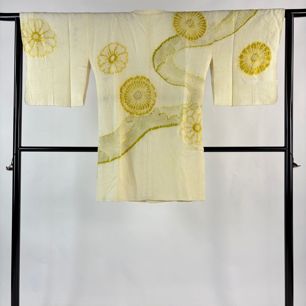 道行 身丈91 cm 裄丈64 5 M 和装コート 角衿 菊 霞 総絞り 薄黄 正絹 秀品