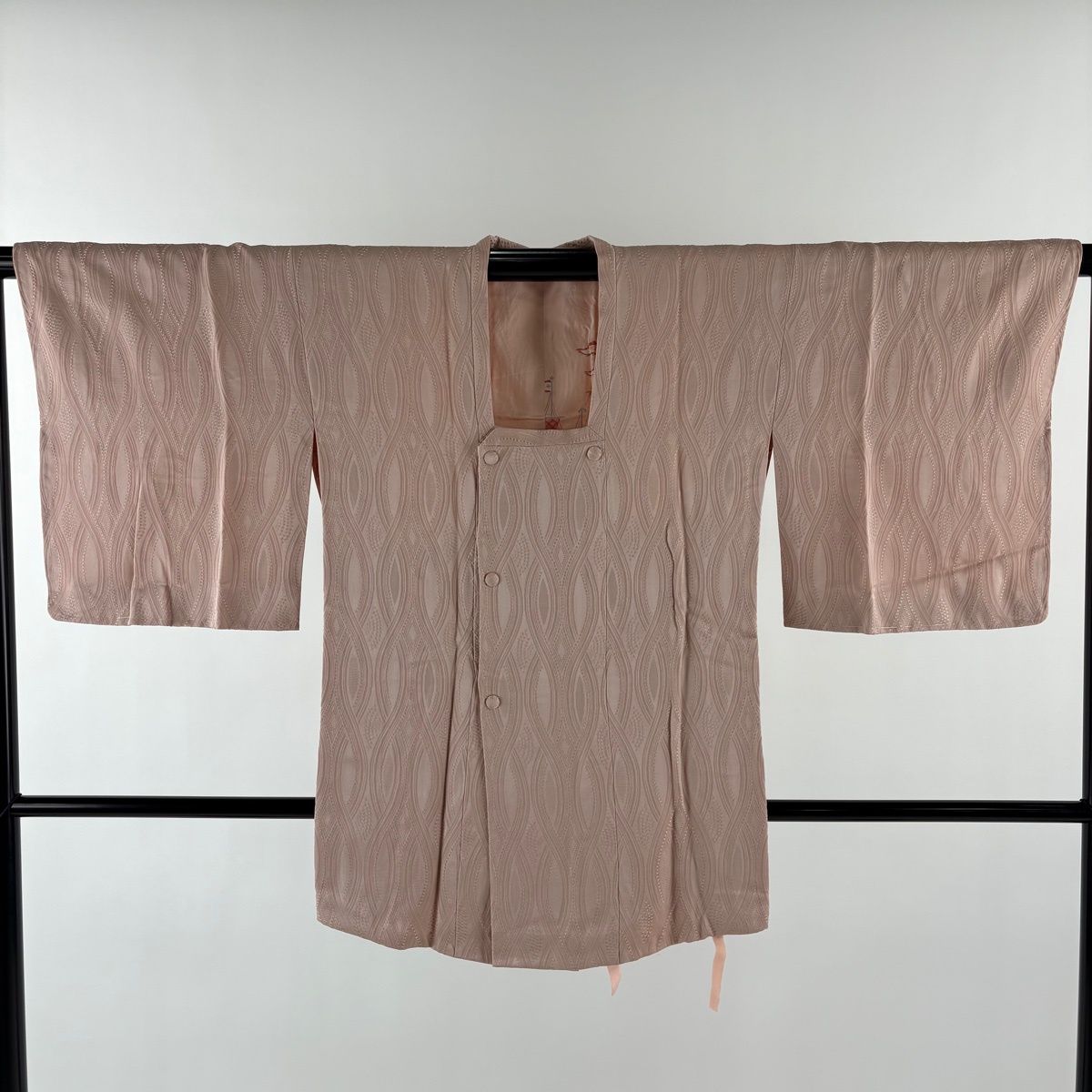  道行 身丈79 cm 裄丈62 S 和装コート 角衿 地紋 薄ピンク 正絹 秀品 羽織 着物 浴衣
