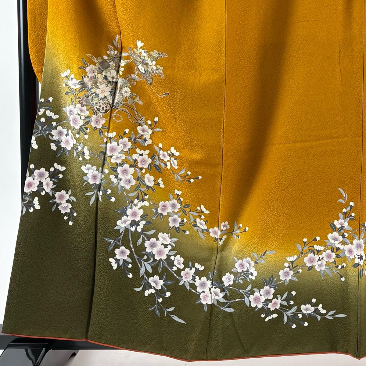 振袖 身丈159 cm 裄丈65 M 袷 鈴乃屋 花車 桜 金銀彩 ぼかし 山吹茶色 正絹 秀品