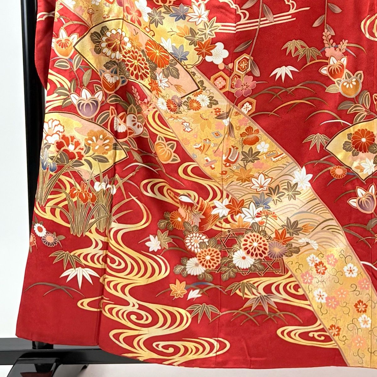 振袖 身丈159 cm 裄丈65.5 M 袷 宝尽くし 流水 金糸 金彩 赤 正絹 秀品