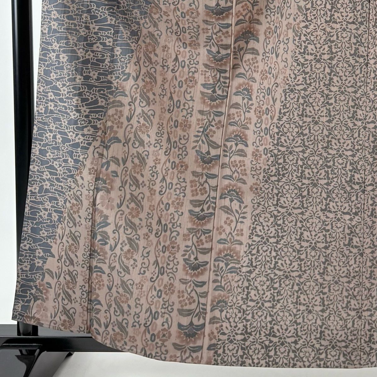 秋単衣セール！　単衣　紬　花唐草　裄66.5cm 正絹 mayu30910.jpg