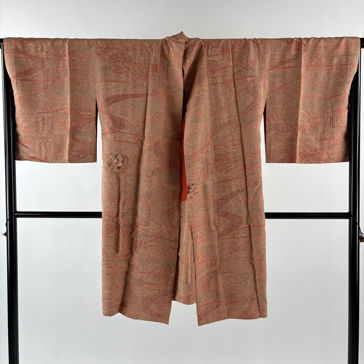 刺繍 ピンクベージュ