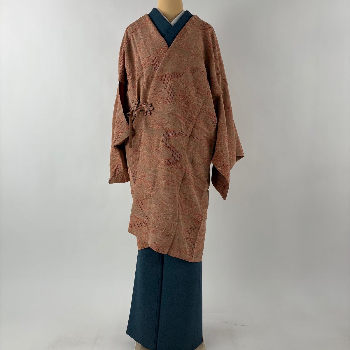 道中着 身丈101 cm 裄丈68 L 和装コート 流水 華文 刺繍 ピンクベージュ 正絹 秀品