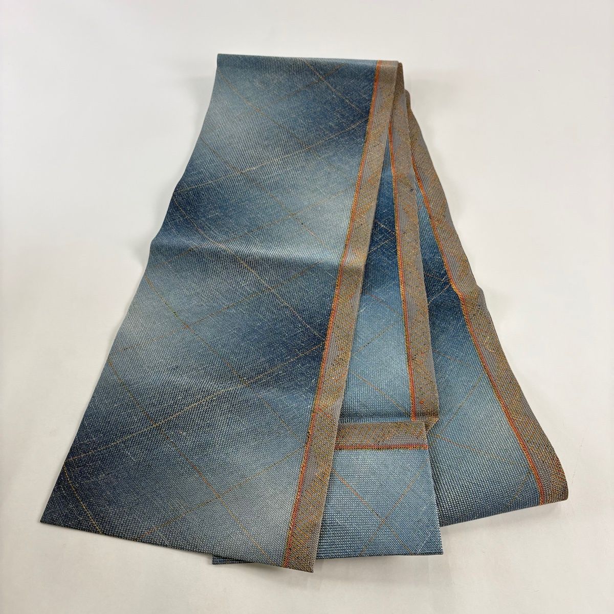 トンネル仕立て 幾何学模様