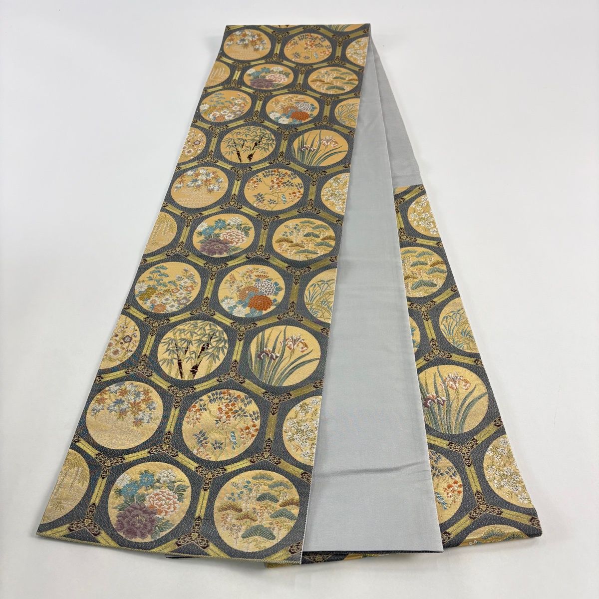 袋帯 秀品 丸文 草花 金銀糸 箔 灰色 六通 正絹 【中古】 - メルカリ