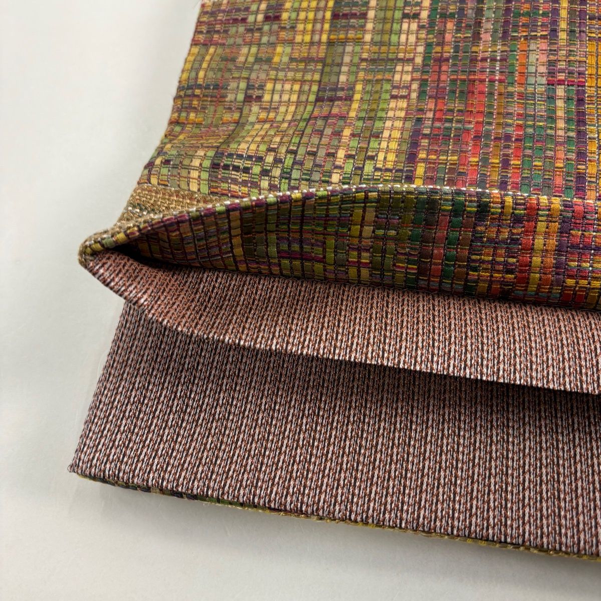 美品】 袋帯 秀品 やまと 段縞 幾何学模様 金銀糸 切り嵌 小豆色 六通