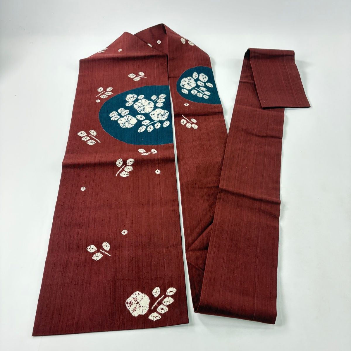  名古屋帯 秀品 紬地 草花 染め分け 絞り えんじ色 正絹 名古屋帯 帯