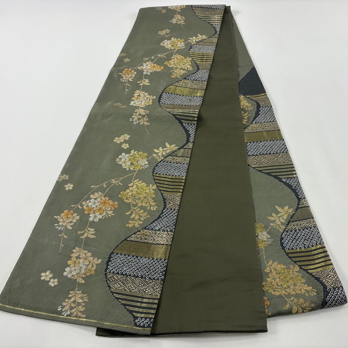 美品】 袋帯 秀品 桜 七宝 金銀糸 箔 灰緑 六通 正絹 【中古】 - メルカリ
