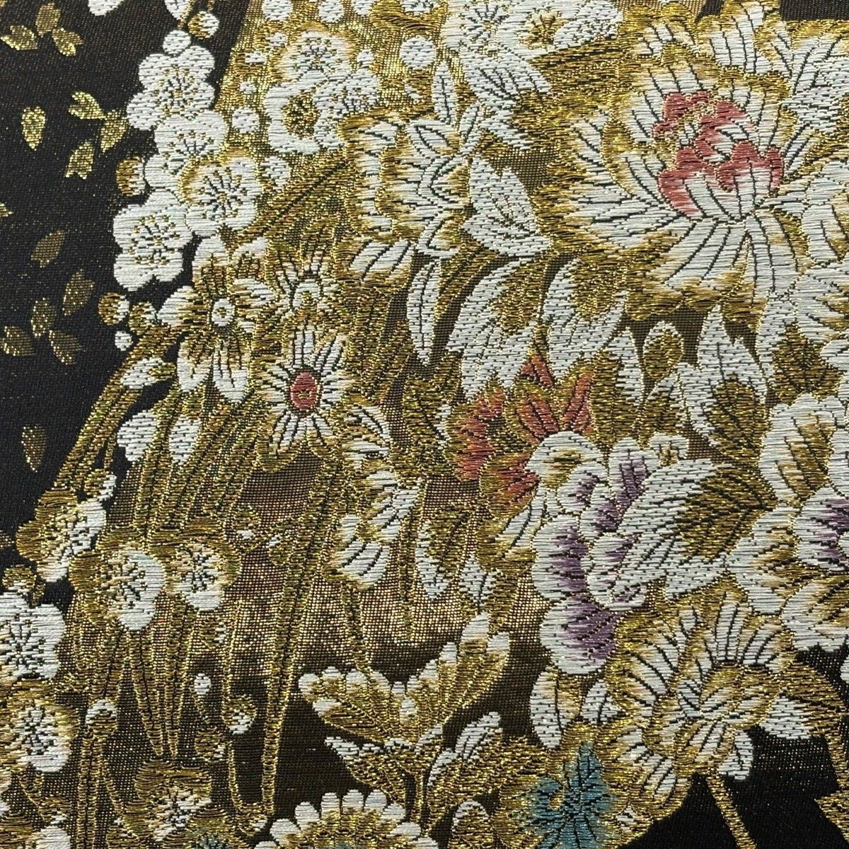 美品】 袋帯 秀品 振袖向き 桜 菊 金糸 箔 黒 六通 正絹 【中古