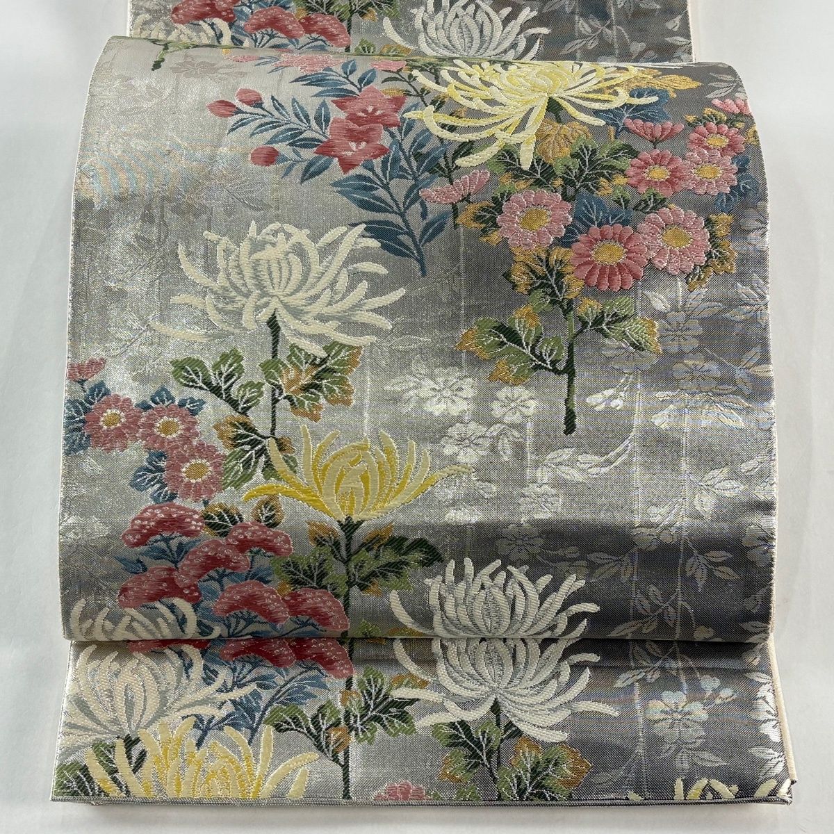 美品】 袋帯 秀品 菊 秋草 箔 金銀糸 銀色 六通 正絹 【中古】 - メルカリ