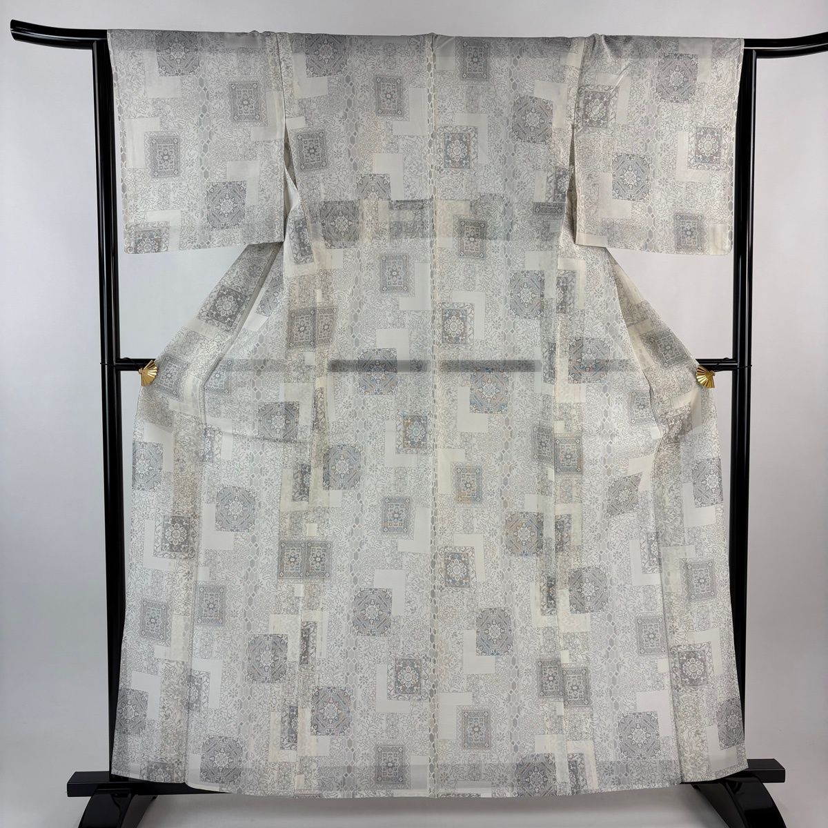 紬 身丈161 5 cm 裄丈64 M 薄物 華文 草花 灰白 正絹 秀品