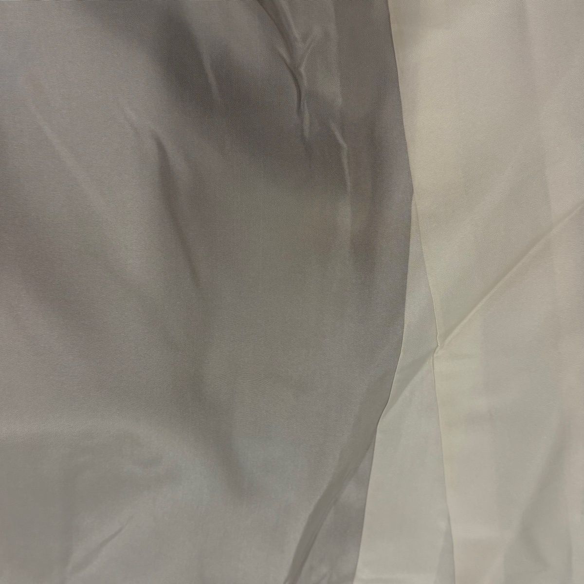  小紋 身丈160 cm 裄丈67.5 L 袷 梅 幾何学模様 金彩 えんじ色 正絹 秀品 小紋 着物