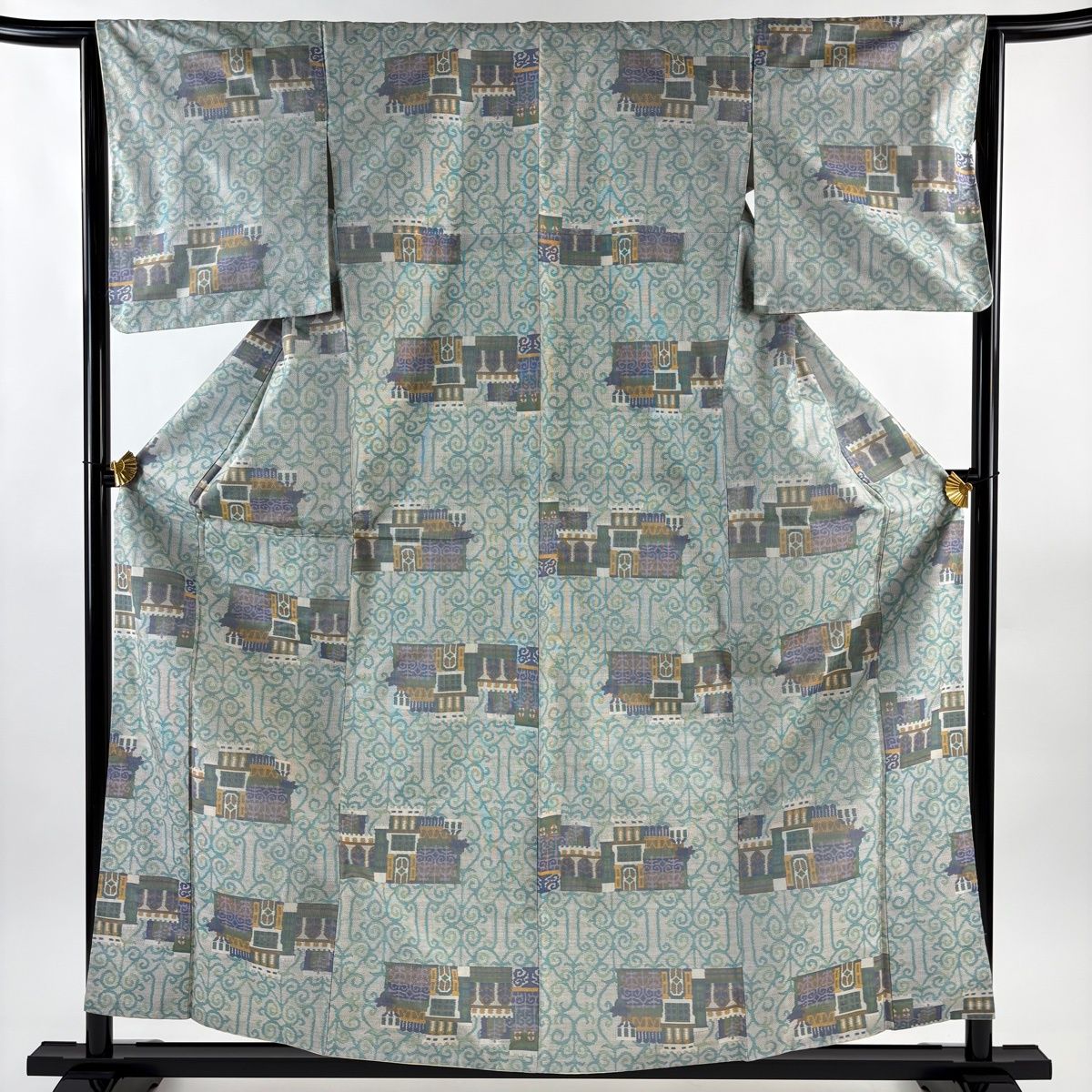 大島紬 身丈160 cm 裄丈64 M 袷 バチ衿 証紙 建物 幾何学 薄緑 正絹 秀品