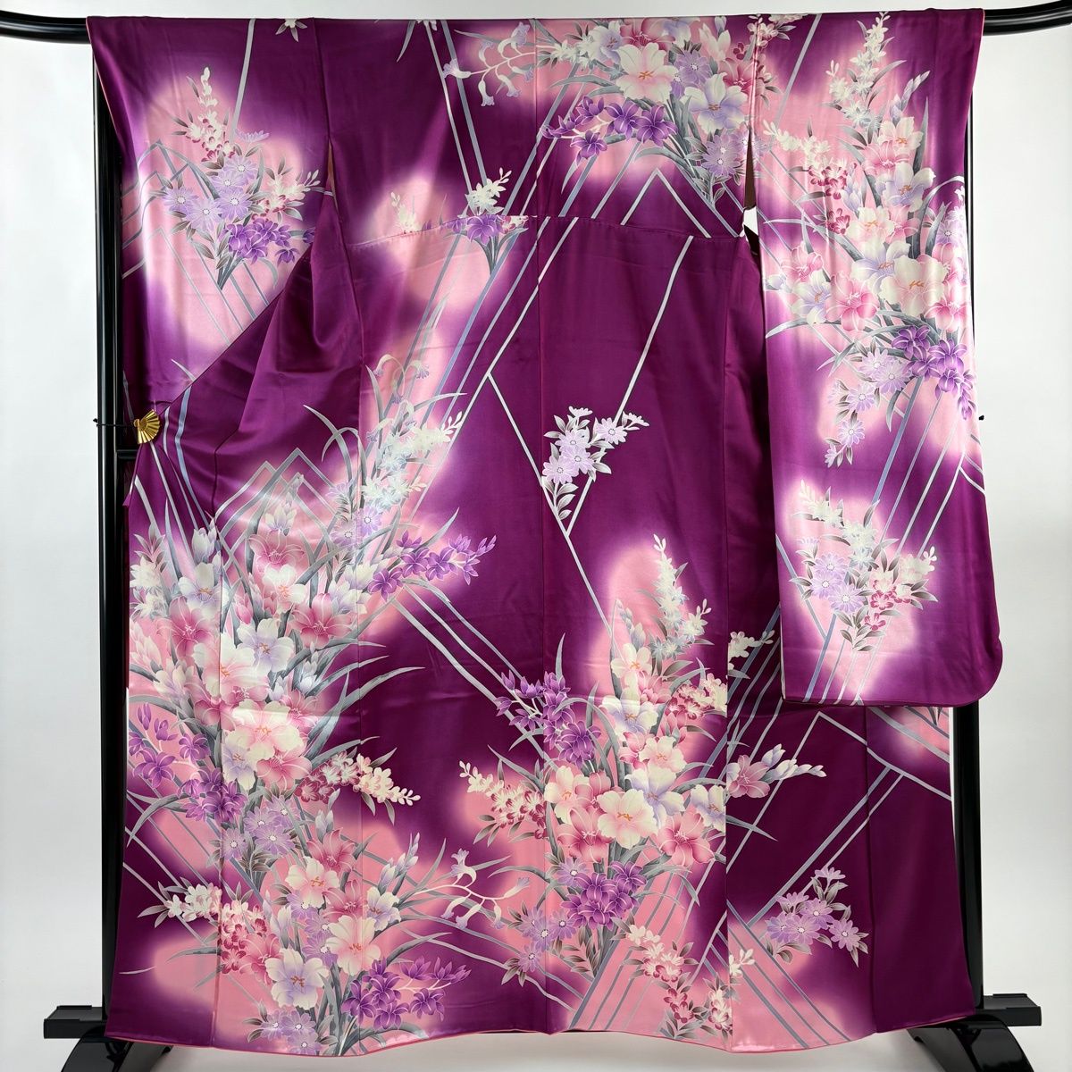 振袖 身丈161 cm 裄丈67.5 L 袷 草花 斜縞 ぼかし 紫 正絹 秀品