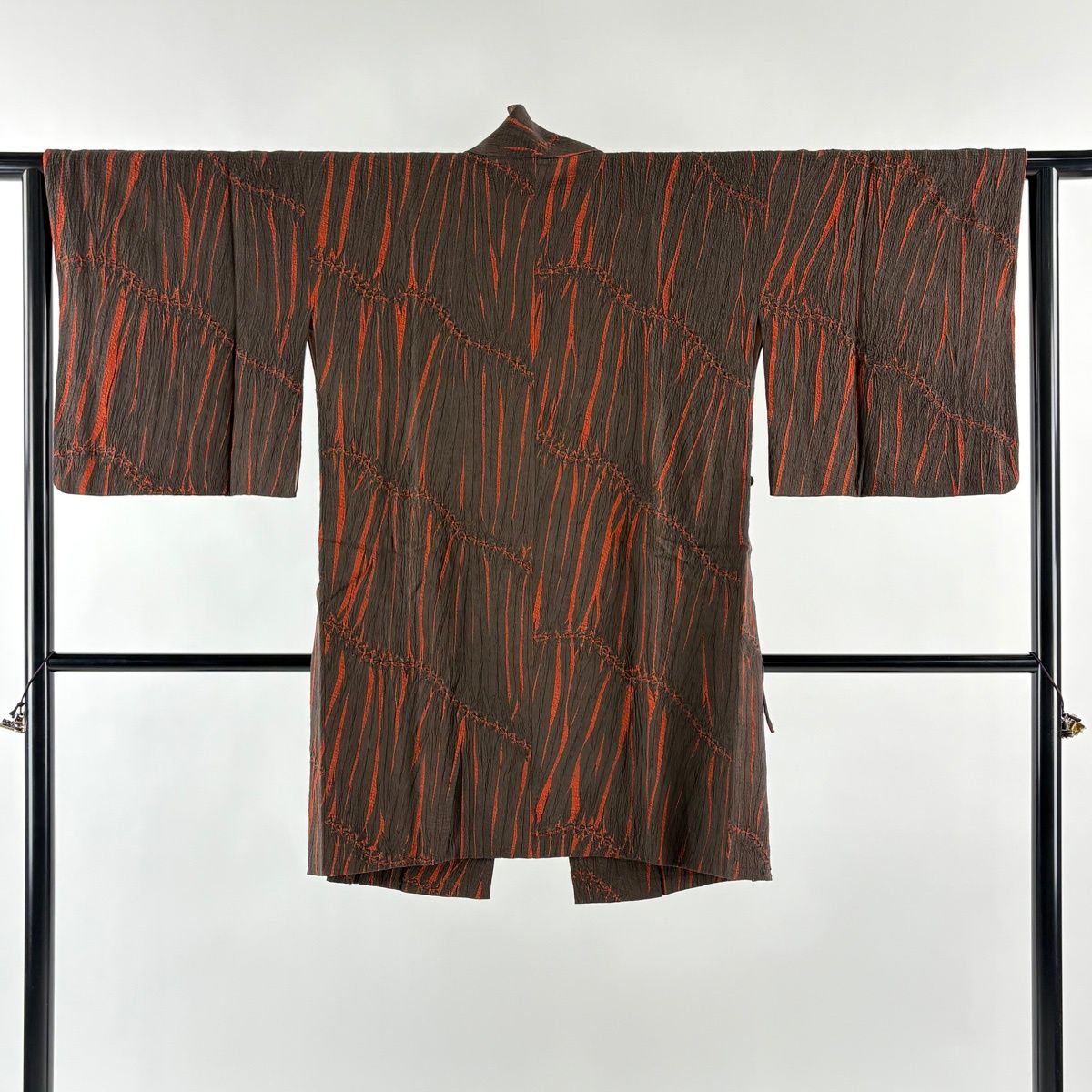 道中着 身丈91.5 cm 裄丈63 S 和装コート 幾何学 絞り 焦茶色 正絹 秀品