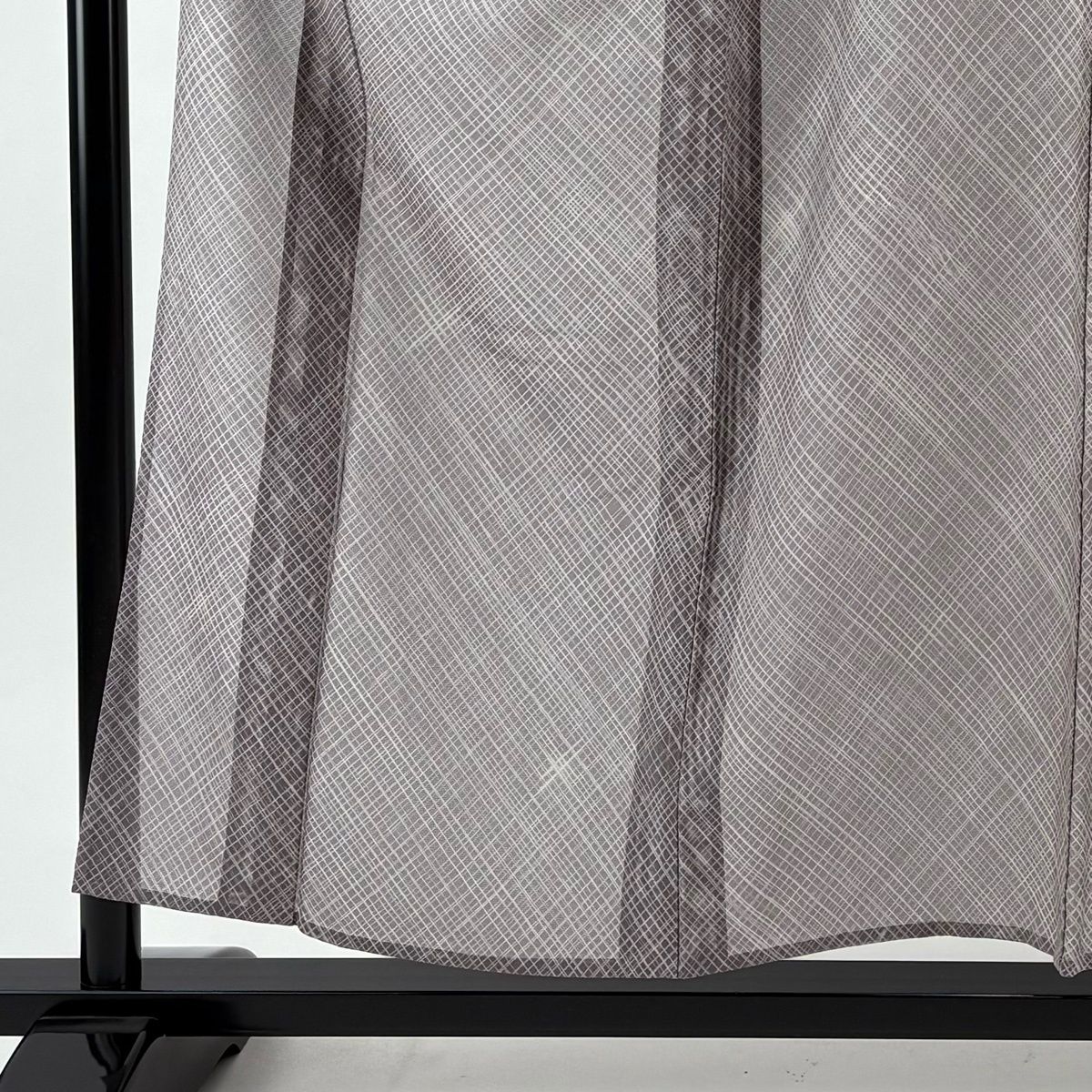 小紋 身丈155.5 cm 裄丈64 M 薄物 紗 幾何学 ぼかし 灰紫 正絹 秀品