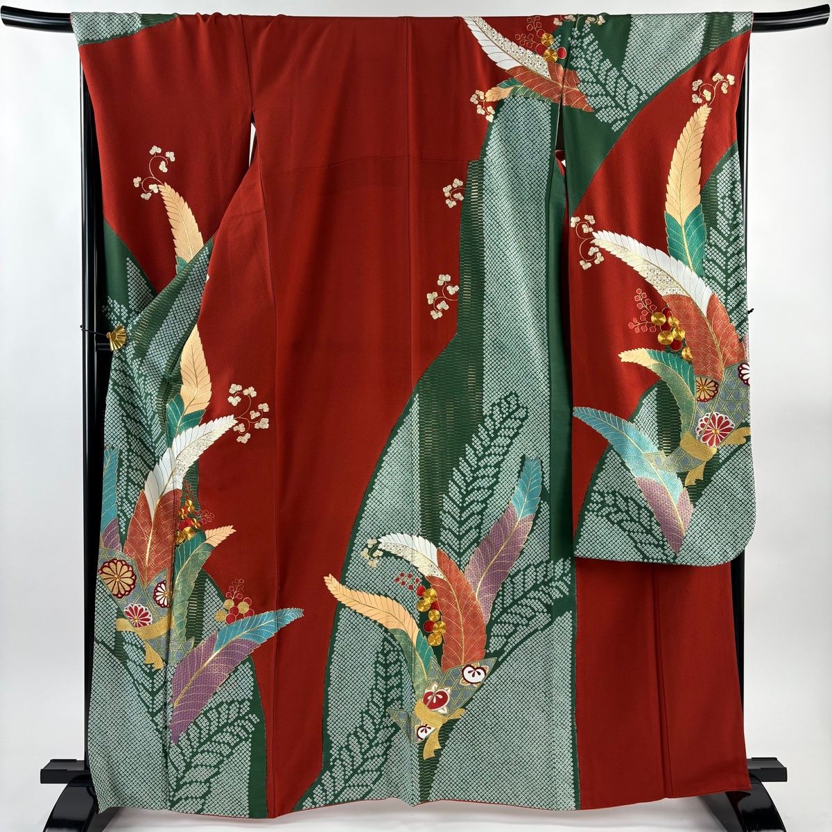 振袖 身丈165 5 cm 裄丈69 L 袷 花束 葉柄 金糸 絞り 赤茶 正絹 秀品
