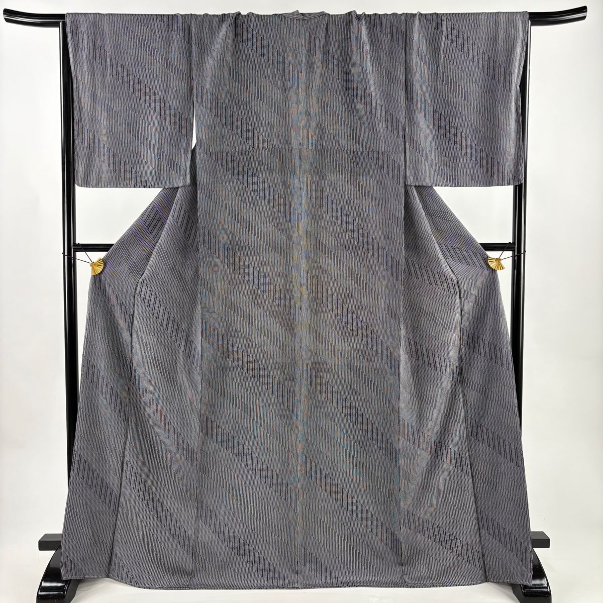 小紋 身丈171 cm 裄丈69.5 L 袷 斜縞 幾何学模様 墨色 正絹 秀品