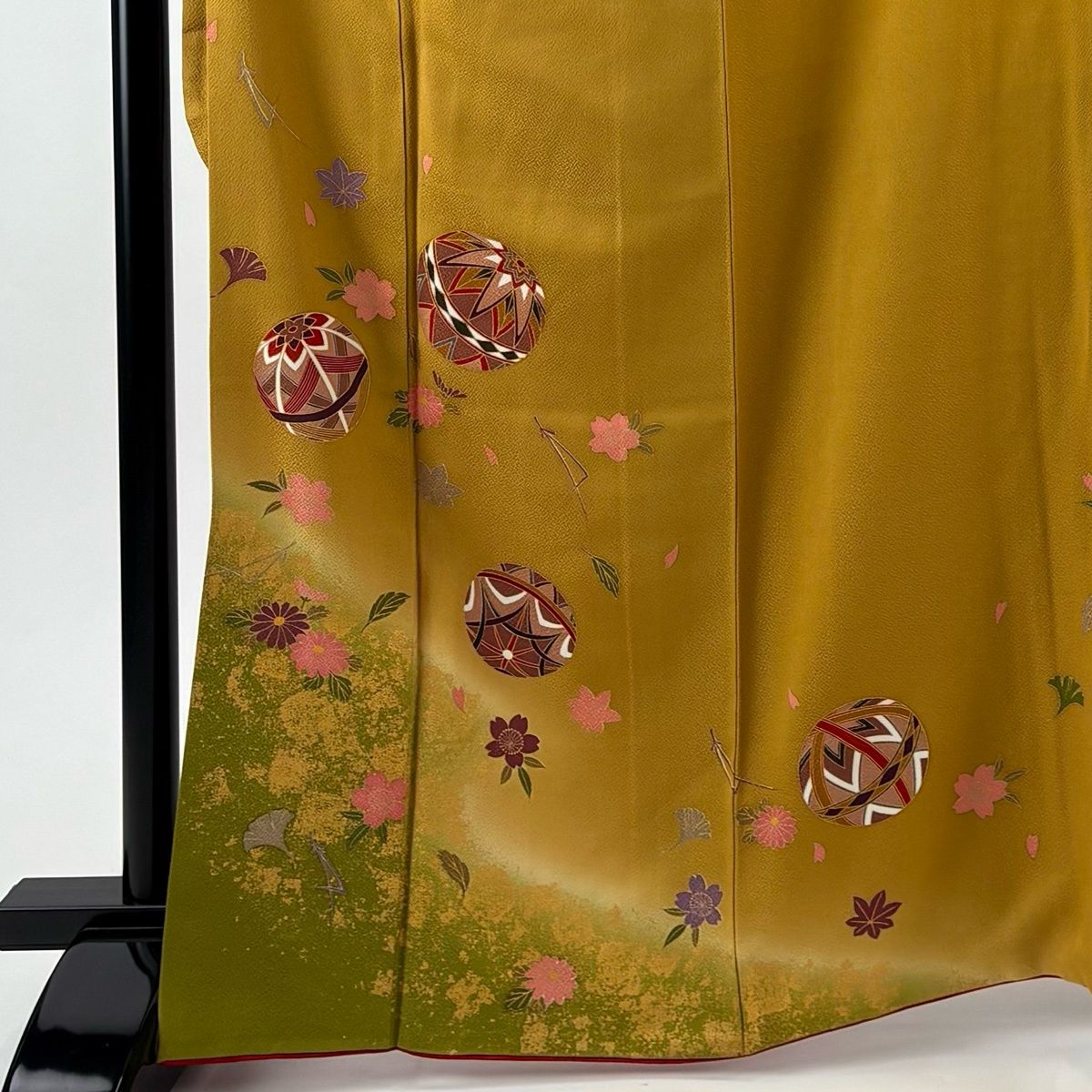振袖 身丈166 cm 裄丈66 M 袷 手鞠 桜 金彩 染め分け 山吹茶色 正絹 秀品