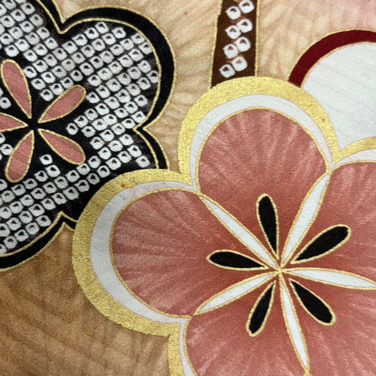  振袖 身丈168.5 cm 裄丈66 M 袷 梅 波 金彩 ぼかし 薄茶色 正絹 秀品 振袖 着物