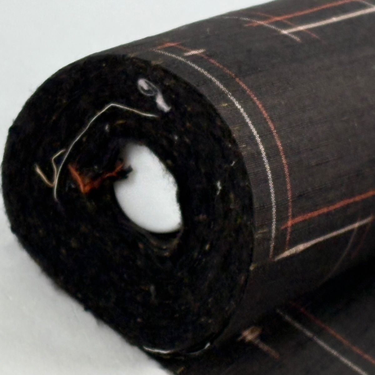 反物 逸品 紬 置賜紬 証紙 十字絣 幾何学模様 焦茶色 正絹 【中古