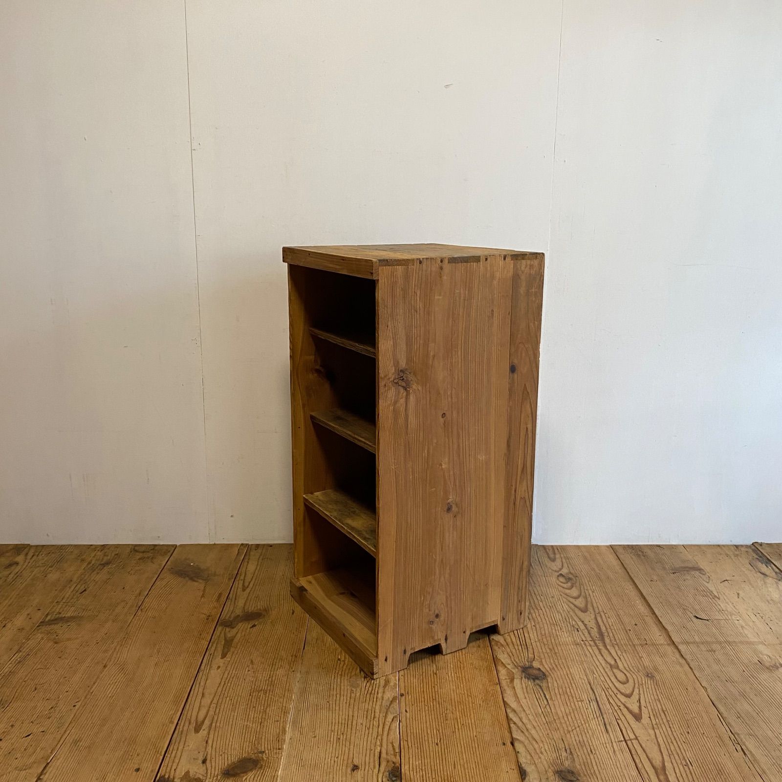 アンティーク 古家具 木製 本棚 食器棚 収納棚 シェルフ 無垢材 y362