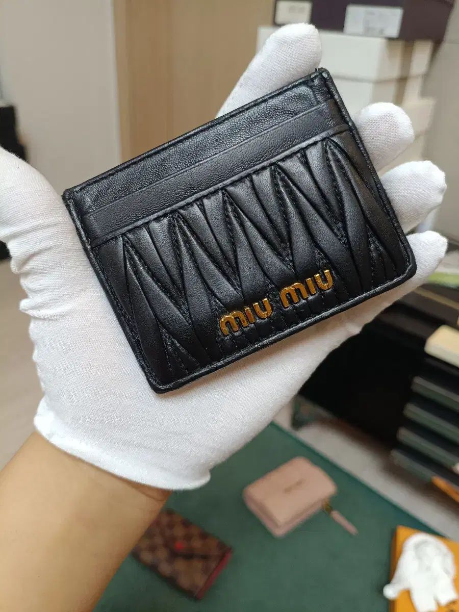 ミュウミュウ マテラッセ