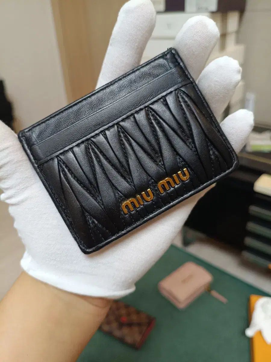 ミュウミュウ マテラッセ カードウォレット