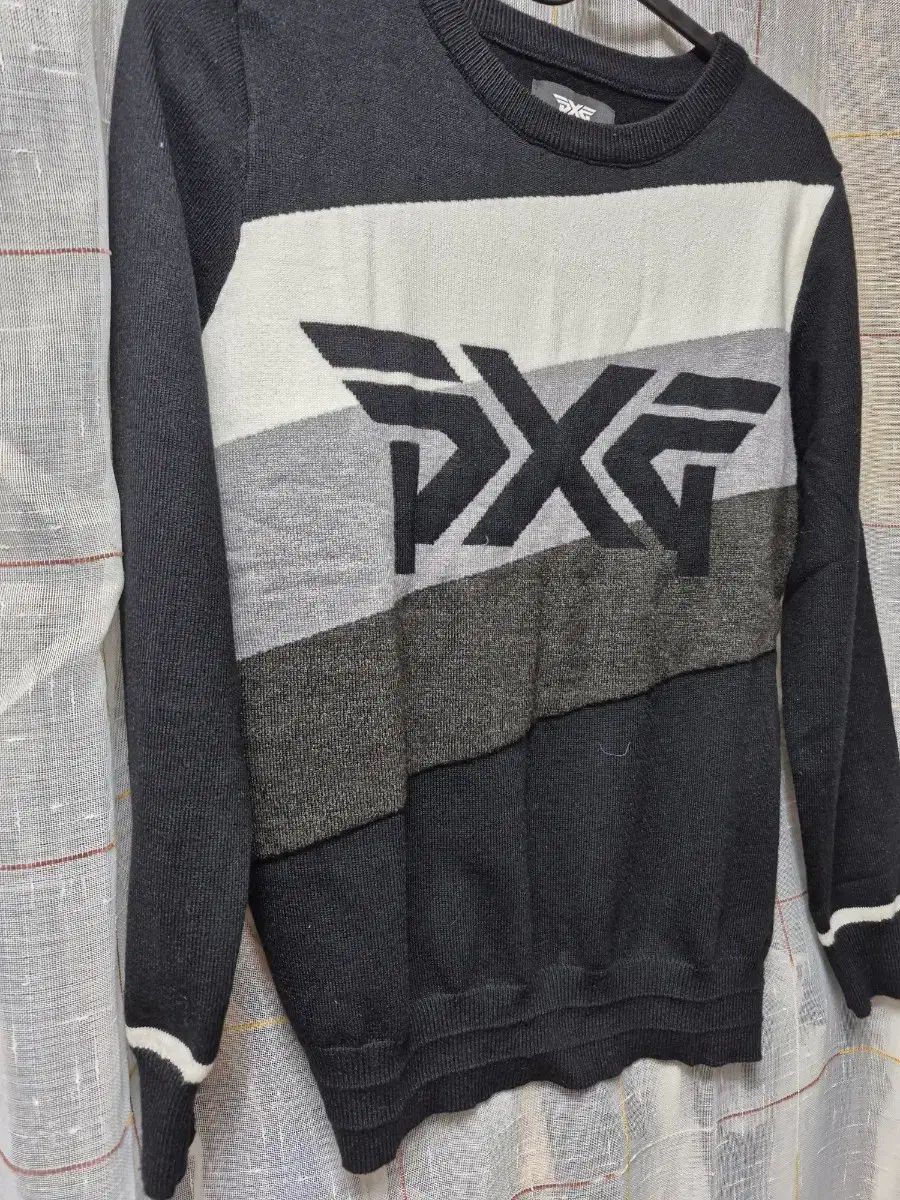 PXG ブラック/白 ラウンドネック アウトレット ニット S PXG(ピー