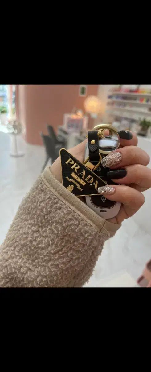 PRADA プラダ キーホルダー クラッチバッグ 二つ折り財布