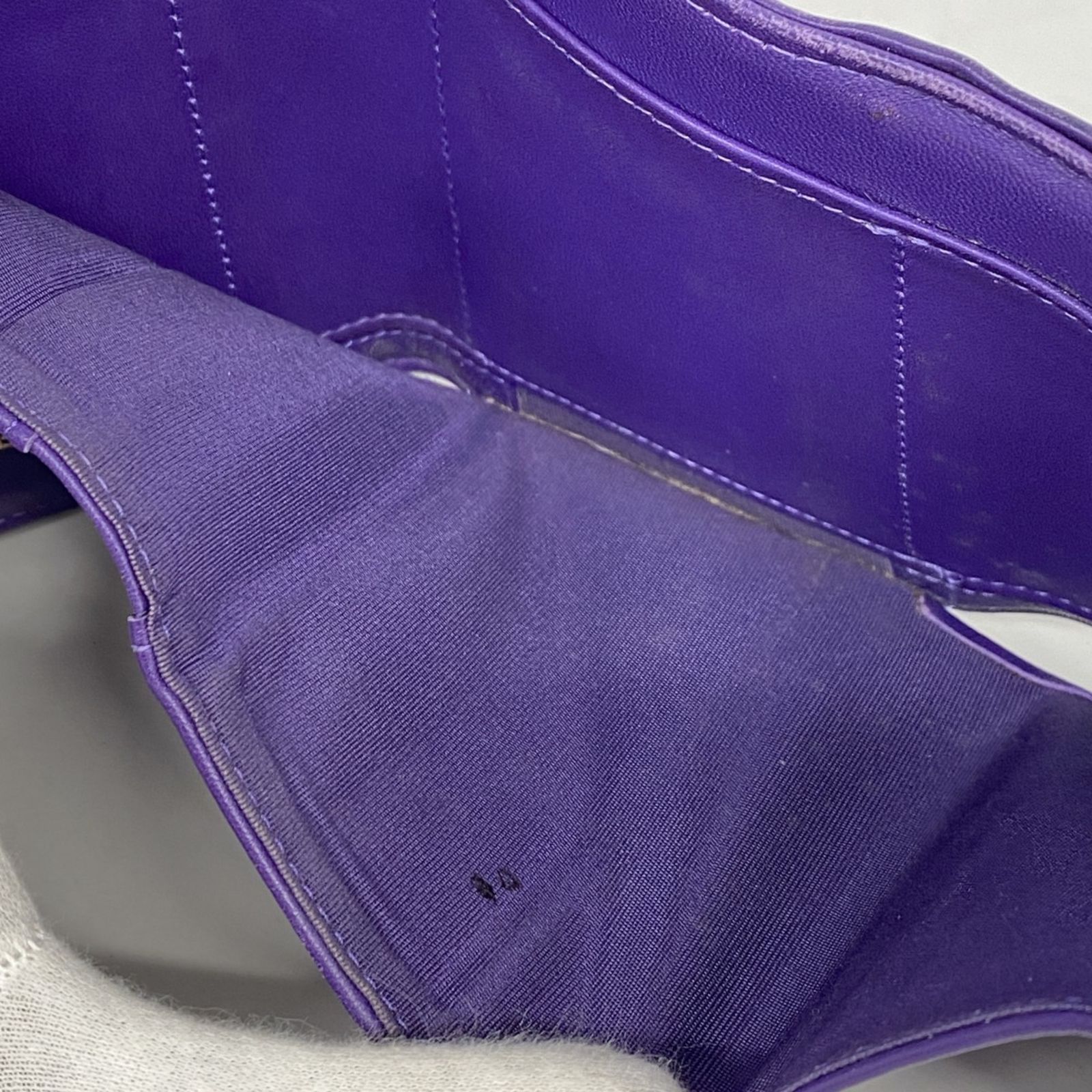 Chanel 三つ折り財布