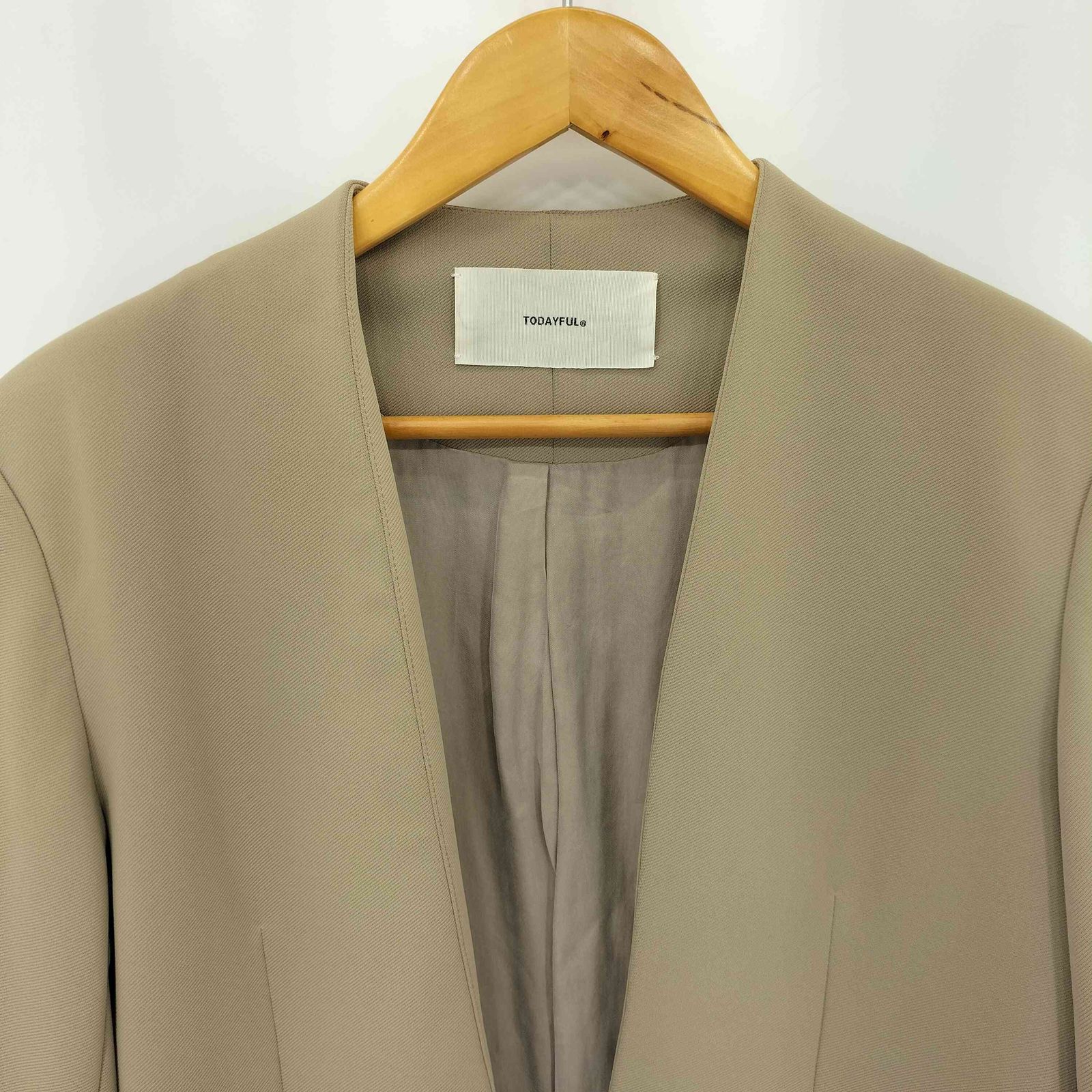 ❣️終末お値下げ❣️TODAYFUL Uneck Pullover Jacket 2025年最新】uneck pullover jacketの人気アイテム - メルカリ