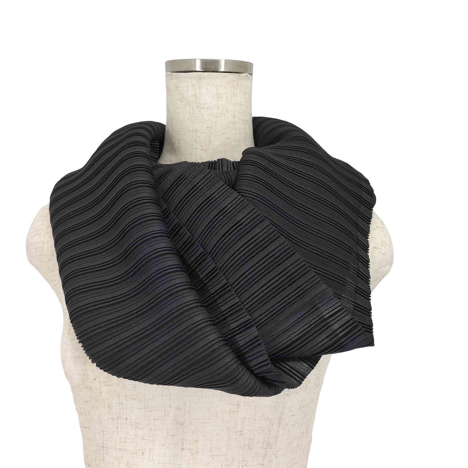 PLEATS PLEASE スヌード プリーツプリーズイッセイミヤケ PLEATS PLEASE ISSEY MIYAKE プリーツ