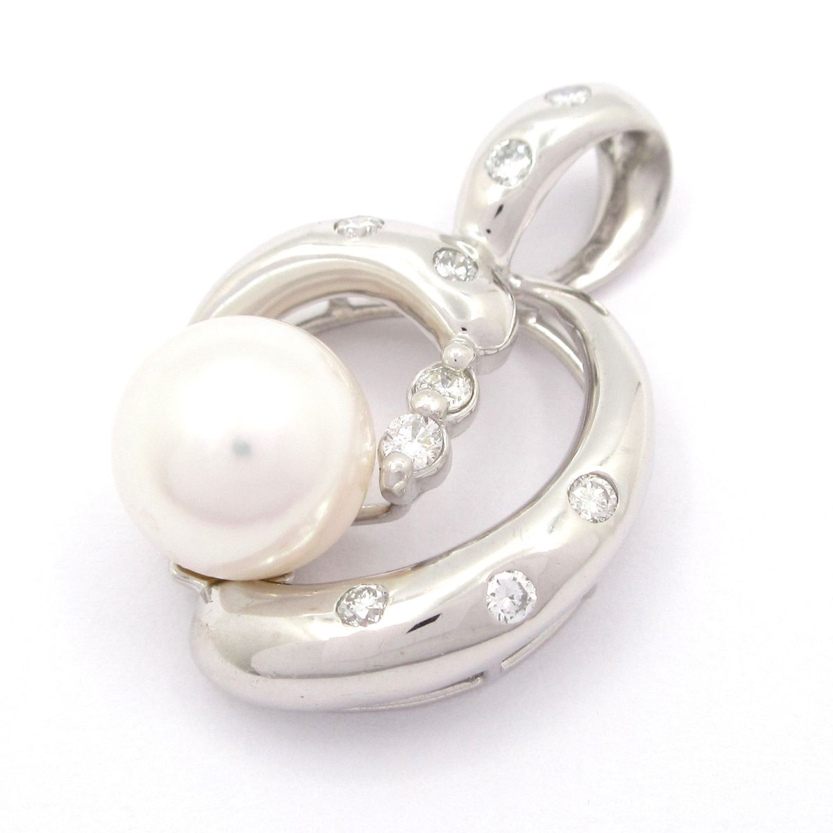 Unbranded ノーブランド ペンダントトップ Pt 900 ダイヤモンド アイボリー 総重量 4 6 g 0 19刻印