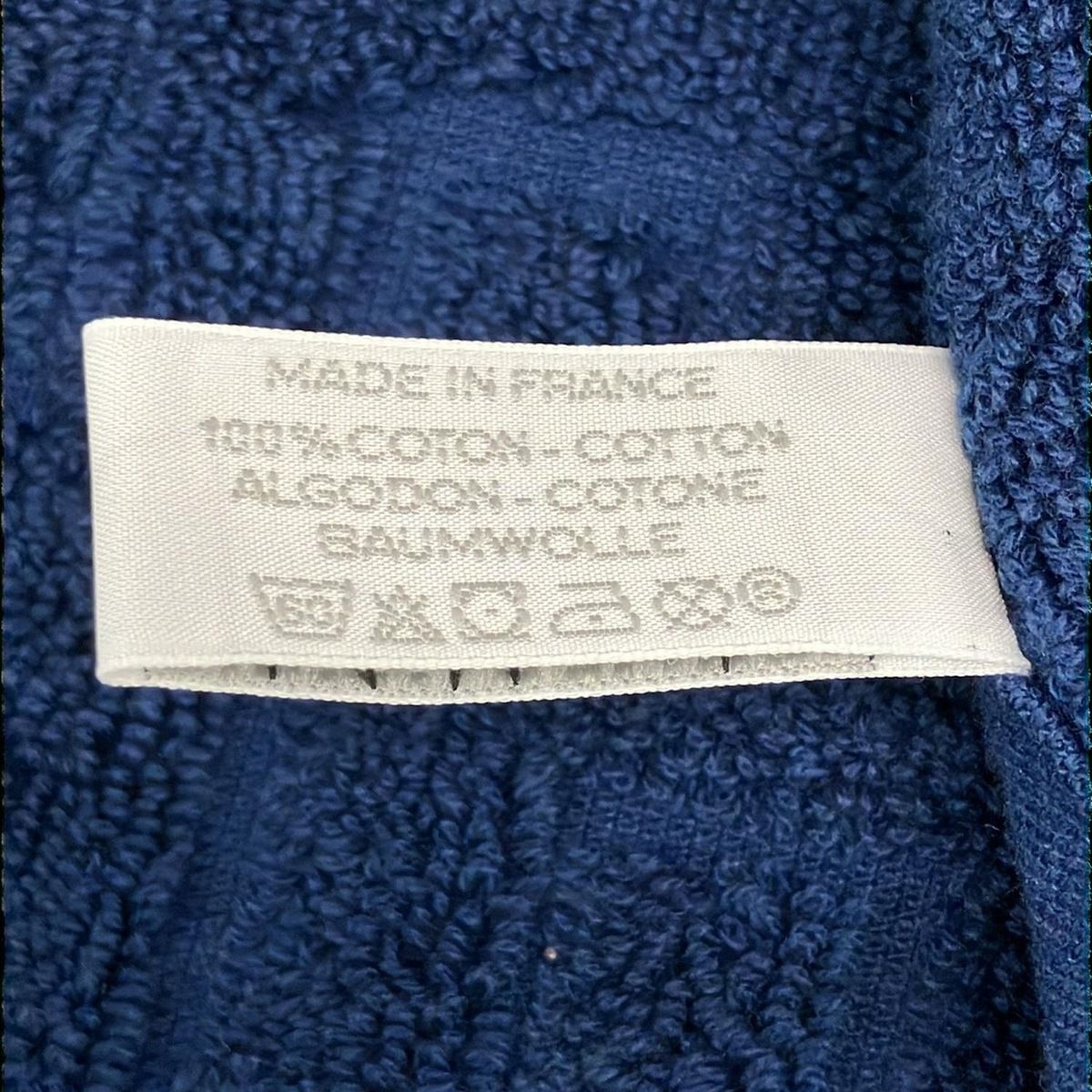 HERMES ネイビー ハンドタオル お急ぎ対応】HERMES エルメス カレ・タオル ステアーズ マリン 名入れ