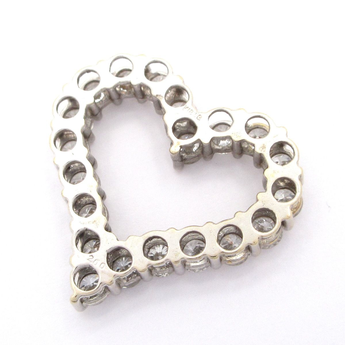 Unbranded ノーブランド ペンダントトップ K 18 WG×ダイヤモンド 総重量 3.5 g 2.00刻印