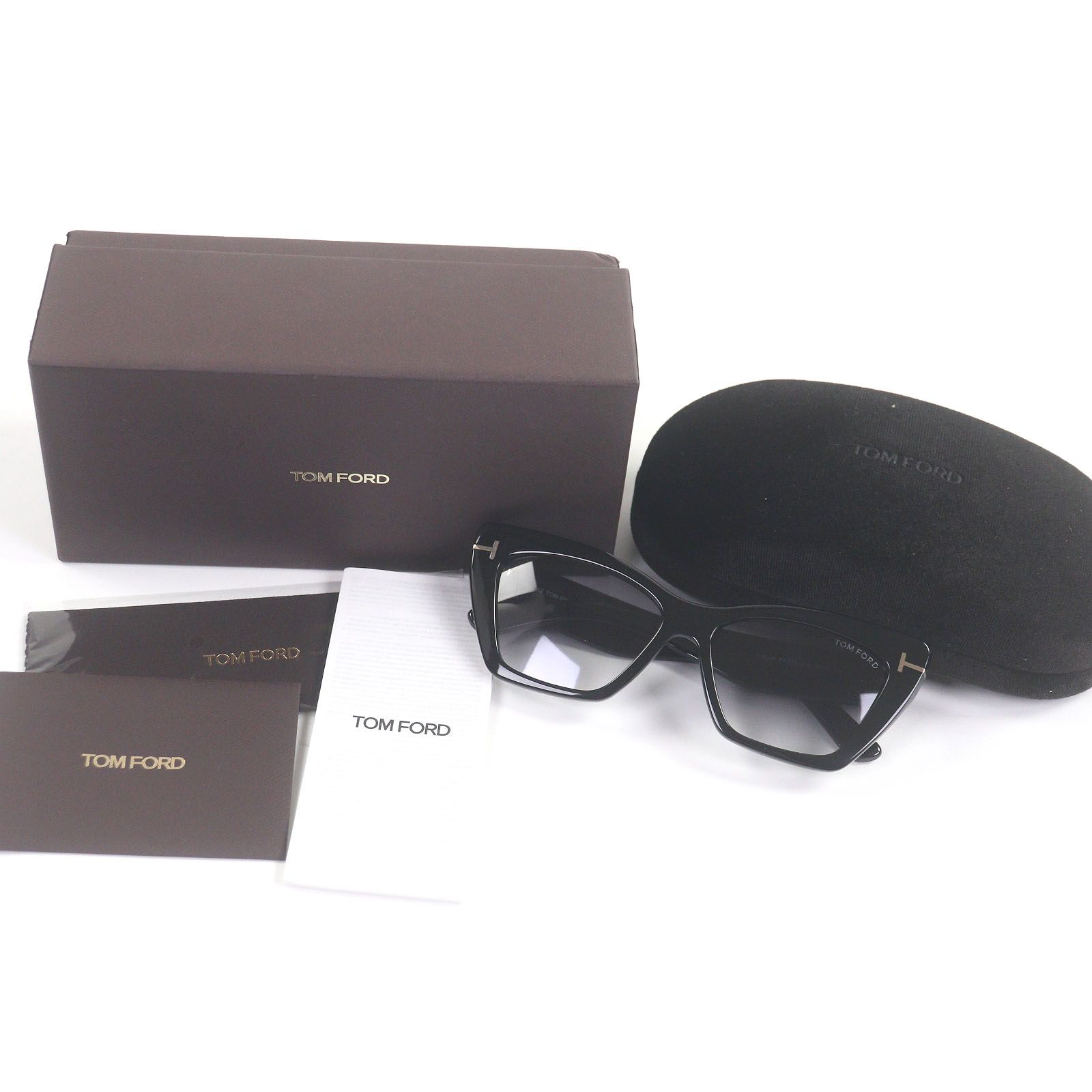 TOM FORD トムフォード TF 871 Wyatt グラデーションレンズ サングラス ブラック グレー系レンズ 56 15-140 デモレンズ 箱 ケース付き イタリア製 メンズ