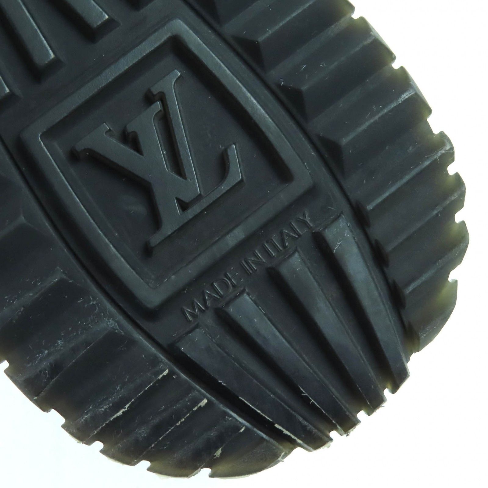 極美品△LOUIS VUITTON ルイヴィトン ランアウェイライン レザー LV