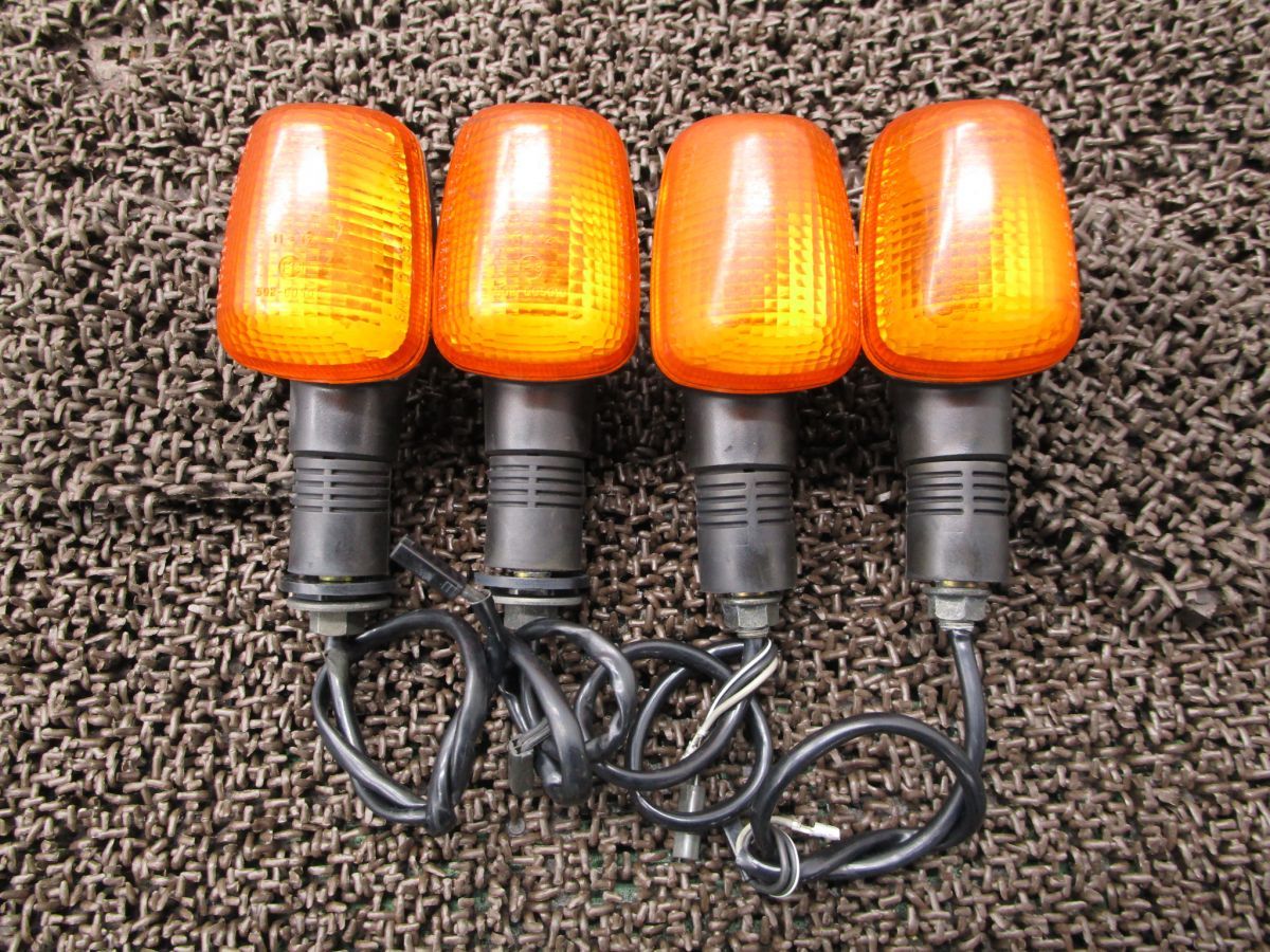イナズマ1200 ウインカー セット A 9482 GV 76 スズキ V 719 INAZUMA キャブ車