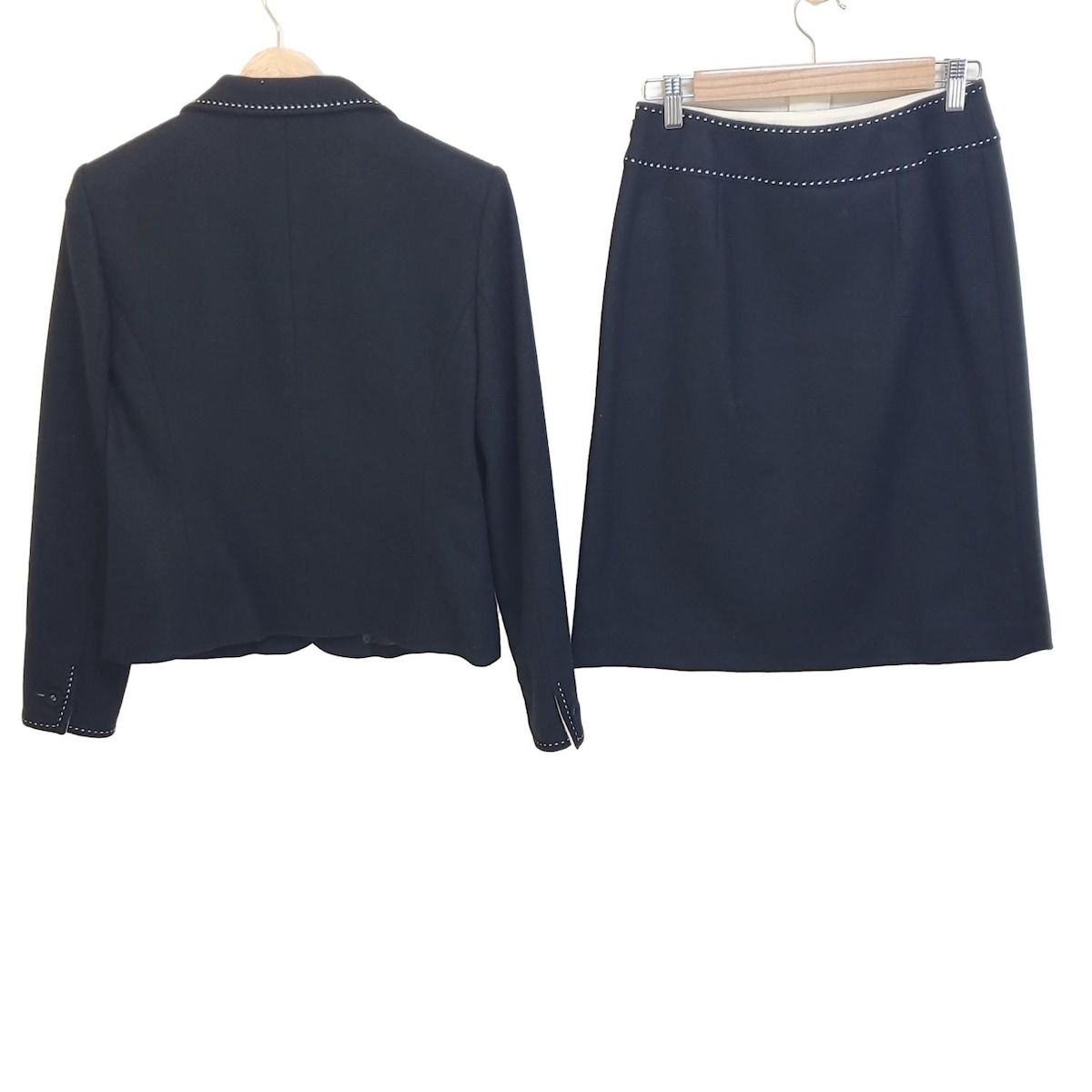 M S GRACY エムズグレイシー スカートスーツ レディース - 黒 ステッチ 肩パッド