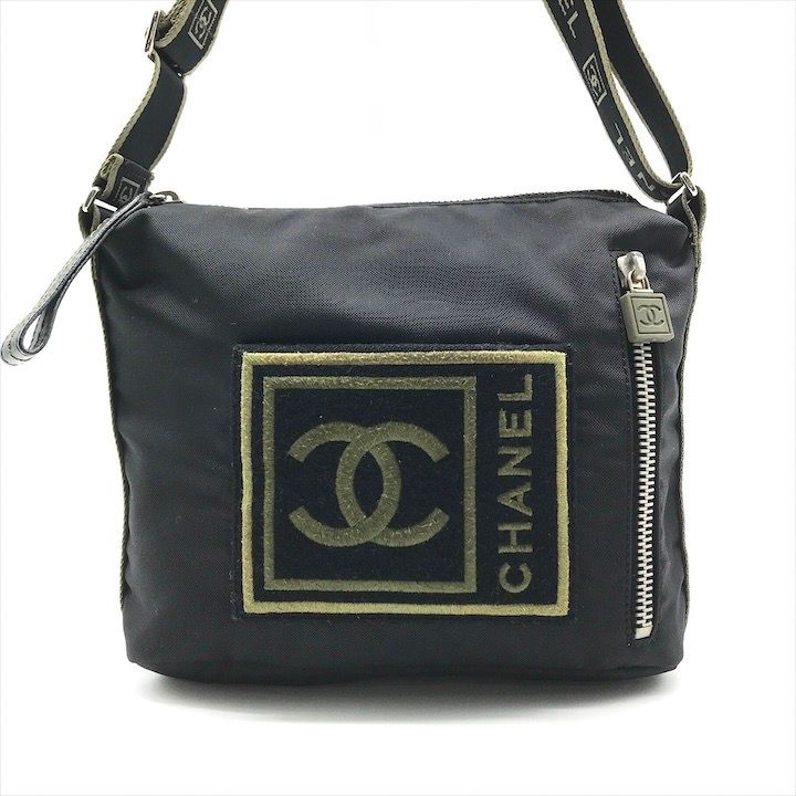 CHANEL シャネル ココマーク スポーツライン ナイロン キャンバス ミニ ボディ ショルダー バッグ ブラック かばん 鞄 a 11131