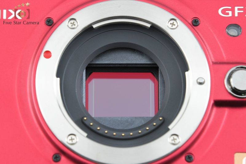 パナソニック Panasonic LUMIX DMC-GF2 レッド 美品 箱付 Panasonic Lumix DMC-GF2 Digital Micro Four Thirds DMC-GF2KR B&H