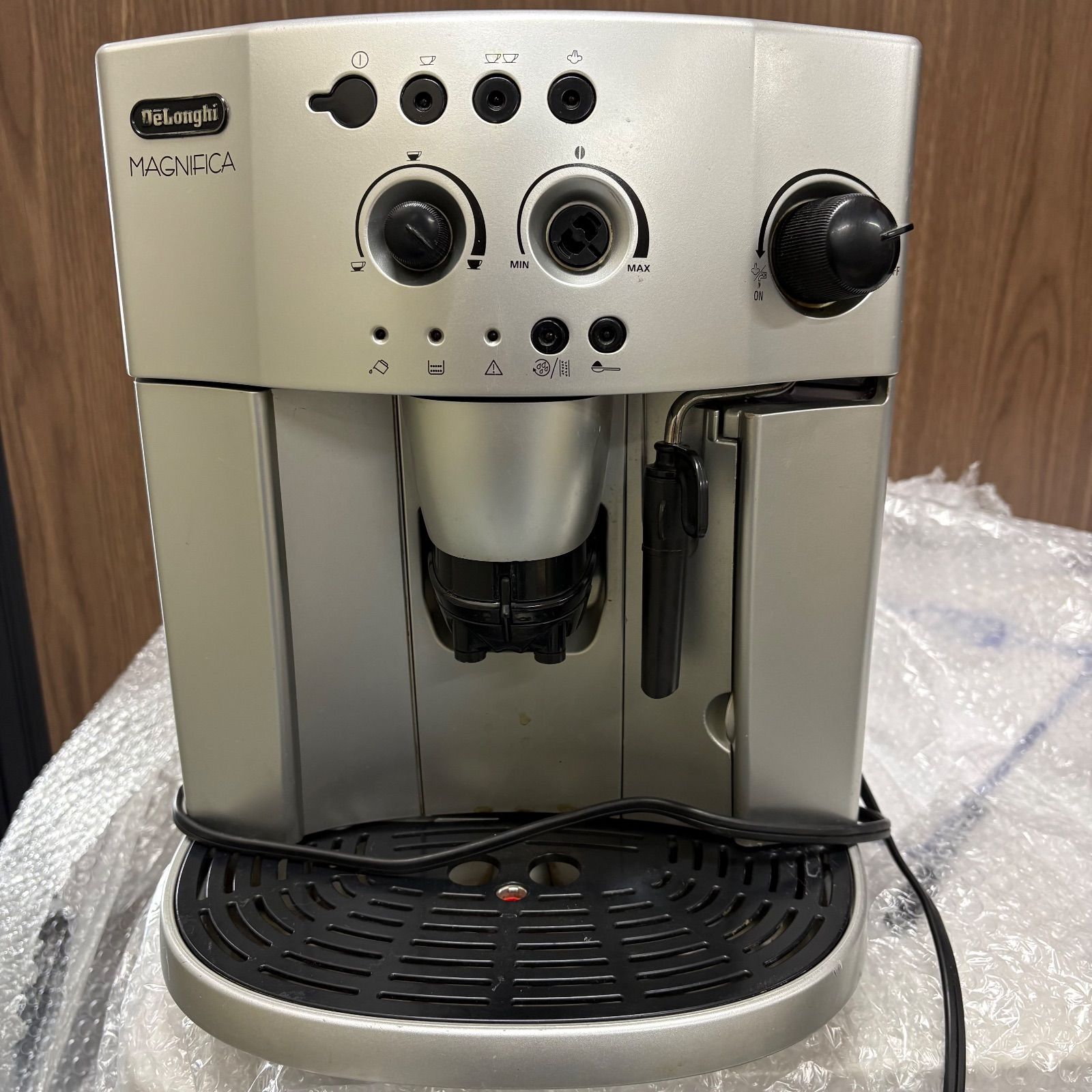DeLonghi デロンギ マグニフィカ ESAM1200SJ 全自動コーヒーメーカー